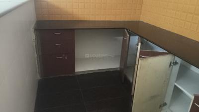 Kitchen Image of 800 Sq.ft 2 BHK Apartment / Flat for rent in Murugeshpalya Bengaluru for Rs. 25000