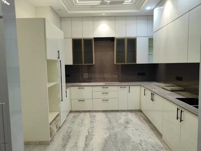 Kitchen Image of 3600 Sq.ft 5 BHK Builder Floor for rent in Ashok Vihar New Delhi for Rs. 125000