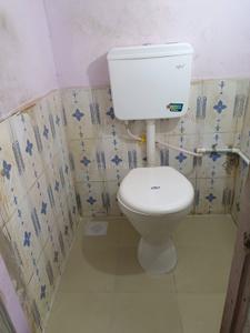 Bathroom Image of 520 Sq.ft 1 BHK Apartment / Flat for sale in Palanpur Jakatnaka Surat for Rs. 700000