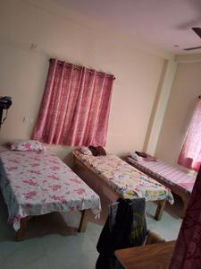 Bedroom Image of Prabha girls pg and hostel in Digha Ghat, Patna