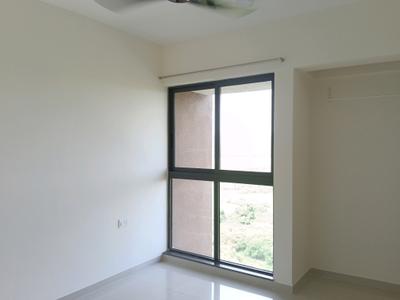 Bedroom Image of 900 Sq.ft 2 BHK Apartment / Flat for rent in Lodha Splendora, Kasarvadavali Thane for Rs. 26080
