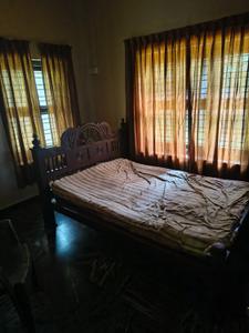 Bedroom Image of 2000 Sq.ft 3 BHK Independent House for rent in Vellarangal Manjeri for Rs. 15000