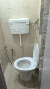 Bathroom Image of 420 Sq.ft 1 BHK Apartment / Flat for rent in Worli Mumbai for Rs. 43000
