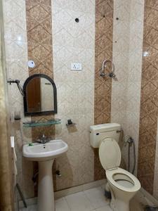 Bathroom Image of 650 Sq.ft 2 BHK Builder Floor for rent in Rohini Builder Floors, Sector 24 Rohini New Delhi for Rs. 16000