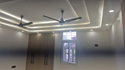 Bedroom Image of 900 Sq.ft 1.5 BHK Builder Floor for rent in Vaishali Ghaziabad for Rs. 20000