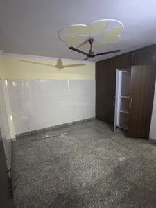 Kitchen Image of 700 Sq.ft 2 BHK Builder Floor for rent in RWA Jitar Nagar Block C, Krishna Nagar New Delhi for Rs. 18000