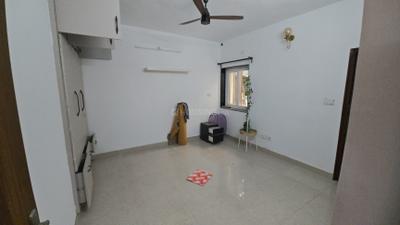 Bedroom Image of 2000 Sq.ft 3 BHK Apartment / Flat for rent in DDA Sector Pocket B C, Vasant Kunj New Delhi for Rs. 85000