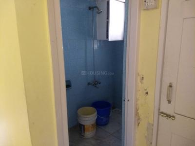 Bathroom Image of 550 Sq.ft 1 BHK Apartment / Flat for rent in Corner View Terrace, Yerawada Pune for Rs. 26000