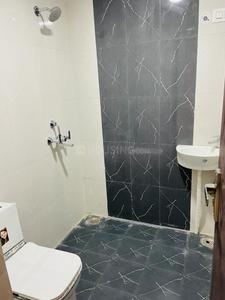 Bathroom Image of 915 Sq.ft 2 BHK Apartment / Flat for sale in SCC Blossom, Raj Nagar Extension Ghaziabad for Rs. 5950000