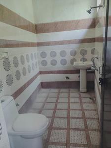 Bathroom Image of 200 Sq.ft 2 BHK Independent House for rent in Lajpat Nagar Alwar for Rs. 6500