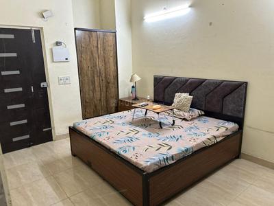 Bedroom Image of 550 Sq.ft 1 BHK Apartment / Flat for rent in Gaurs 14th Avenue, Noida Extension Greater Noida for Rs. 18000