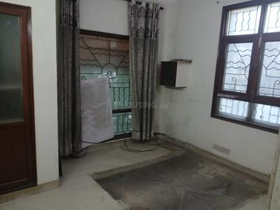 Bedroom Image of 1800 Sq.ft 3 BHK Builder Floor for sale in Rajouri Garden New Delhi for Rs. 25000000