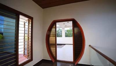 Bedroom Image of 5000 Sq.ft 4 BHK Independent House for sale in Uthandi Chennai for Rs. 60000000