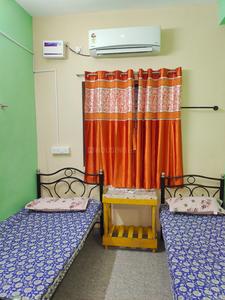 Bedroom Image of Elite living PG for boys in Guduvancheri, Chennai