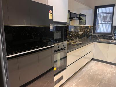 Kitchen Image of 1900 Sq.ft 3 BHK Builder Floor for sale in Sector 57 Gurgaon for Rs. 28000000