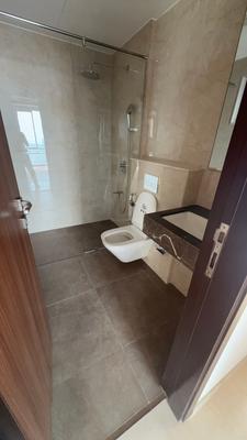 Image of 1260 Sq.ft 3 BHK Apartment / Flat for rent in Piramal Mahalaxmi South Tower, Worli, Mumbai for Rs. 250051