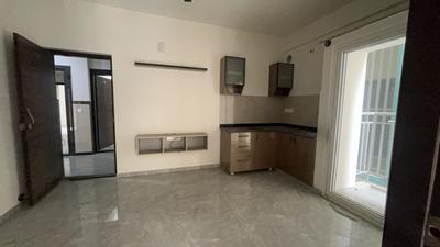 Living Room Image of 624 Sq.ft 1 BHK Apartment / Flat for rent in Whitefield Bengaluru for Rs. 20000