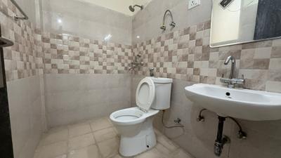 Image of 1700 Sq.ft 3 BHK Villa for rent in Amrapali Dream Valley, Noida Extension, Greater Noida for Rs. 30000