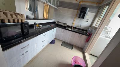 Kitchen Image of 1215 Sq.ft 2 BHK Apartment / Flat for rent in Samved Alpine Heights, Navrangpura Ahmedabad for Rs. 33000