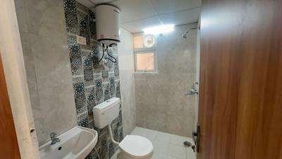 Image of 750 Sq.ft 2 BHK Apartment / Flat for sale in Signature Global The Millennia 3, Sector 37D, Gurgaon for Rs. 8000000