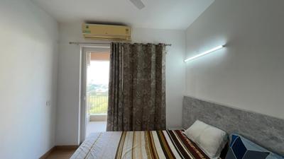 Bedroom Image of 1899 Sq.ft 3 BHK Apartment / Flat for rent in Emaar Palm Gardens, Sector 83 Gurgaon for Rs. 45000