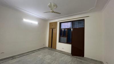 Bedroom Image of 2080 Sq.ft 2.5 BHK Builder Floor for rent in Palam Vihar Gurgaon for Rs. 36000
