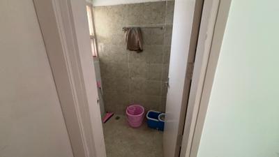 Bathroom Image of 495 Sq.ft 1 BHK Apartment / Flat for sale in Omaxe Shubhangan, Kherka Musalman Bahadurgarh for Rs. 2500000
