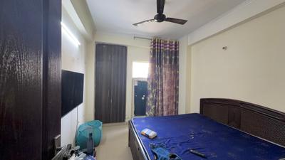 Bedroom Image of 949 Sq.ft 2 BHK Apartment / Flat for rent in Gardenia Golf City, Sector 75 Noida for Rs. 35000