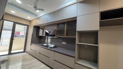 Kitchen Image of 3200 Sq.ft 4 BHK Builder Floor for rent in Unitech Cedar Crest, Sector 50 Gurgaon for Rs. 150000