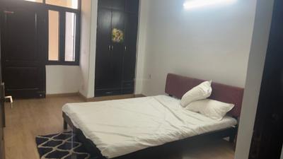 Bedroom Image of 1700 Sq.ft 3 BHK Apartment / Flat for sale in Amrapali Village II, Indirapuram Ghaziabad for Rs. 15000000