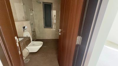 Image of 1260 Sq.ft 3 BHK Apartment / Flat for rent in Piramal Mahalaxmi South Tower, Worli, Mumbai for Rs. 250051