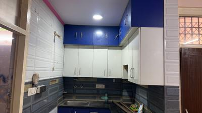 Kitchen Image of 450 Sq.ft 2 BHK Builder Floor for sale in Mandawali New Delhi for Rs. 3800000