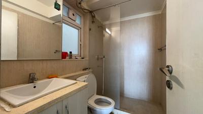 Image of 1930 Sq.ft 3 BHK Apartment / Flat for sale in DLF The Skycourt, Sector 86, Gurgaon for Rs. 24200000
