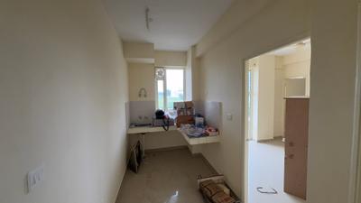 Kitchen Image of 1200 Sq.ft 3 BHK Apartment / Flat for rent in Pyramid Infinity, Sector 70 Gurgaon for Rs. 19000