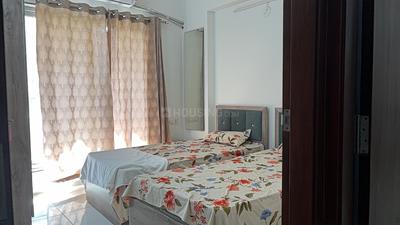 Bedroom Image of 1218 Sq.ft 2 BHK Apartment / Flat for rent in Adani Aster Phase 1, Vaishno Devi Circle Ahmedabad for Rs. 35000