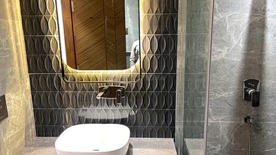 Image of 2700 Sq.ft 4 BHK Builder Floor for sale in Kailash Colony, New Delhi for Rs. 90000000