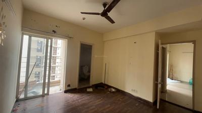 Bedroom Image of 1045 Sq.ft 2 BHK Apartment / Flat for sale in Paras Tierea, Sector 137 Noida for Rs. 8300000