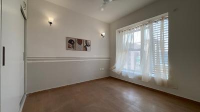 Bedroom Image of 1900 Sq.ft 3 BHK Apartment / Flat for sale in Emaar Palm Gardens, Sector 83 Gurgaon for Rs. 23550000
