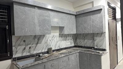 Kitchen Image of 920 Sq.ft 3 BHK Apartment / Flat for sale in Govindpuram Ghaziabad for Rs. 3450000