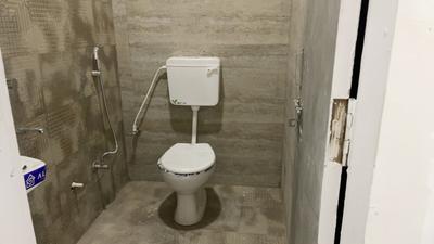 Bathroom Image of 350 Sq.ft 1 RK Builder Floor for rent in Mahalakshmi Nagar Indore for Rs. 14000