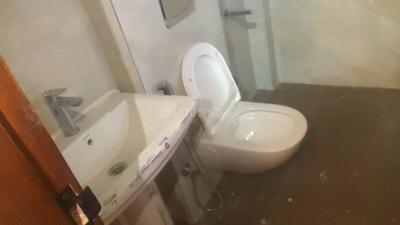 Bathroom Image of 1836 Sq.ft 3 BHK Builder Floor for sale in Sector 10A Gurgaon for Rs. 25000000