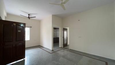 Living Room Image of 700 Sq.ft 1 BHK Apartment / Flat for rent in Kalyan Nagar Bengaluru for Rs. 20000