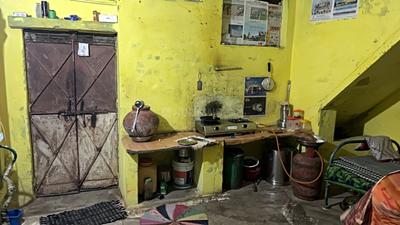 Kitchen Image of 1200 Sq.ft 1 BHK Independent House for sale in Jaisinghpura Ujjain for Rs. 8000000