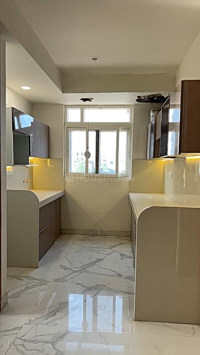 Kalyan Eva Main Image 1