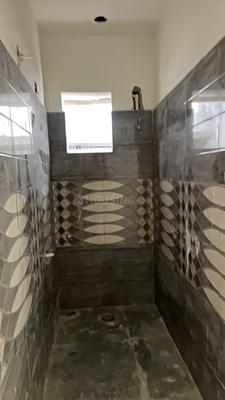 Image of 672 Sq.ft 2 BHK Builder Floor for sale in Picnic Garden, Kolkata for Rs. 3500000