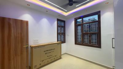 Bedroom Image of 700 Sq.ft 2 BHK Builder Floor for sale in Mahavir Enclave New Delhi for Rs. 5500000