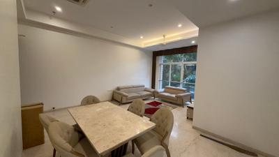 Living Room Image of 1200 Sq.ft 3 BHK Apartment / Flat for sale in Khar West Mumbai for Rs. 62500000