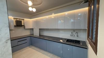 Kitchen Image of 1170 Sq.ft 3 BHK Apartment / Flat for sale in Shastri Nagar Ghaziabad for Rs. 6800000