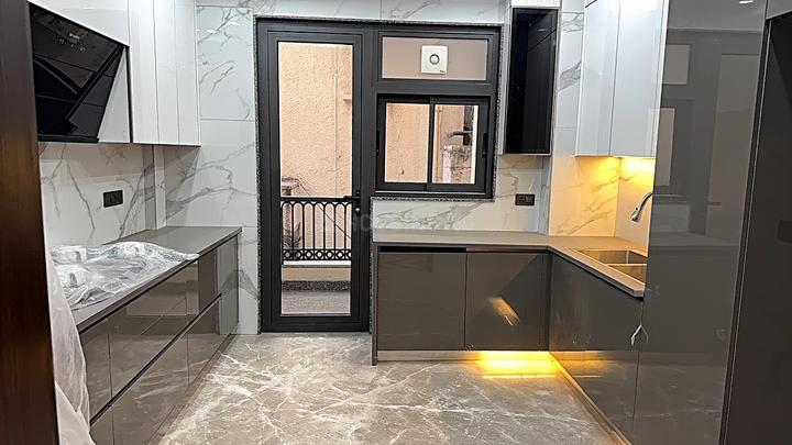 Sarai Jullena Village, Sukhdev Vihar Property Details Video 1