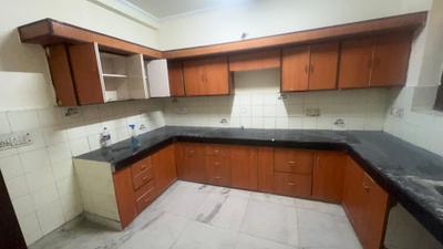 Kitchen Image of 1500 Sq.ft 3 BHK Builder Floor for rent in Sector 50 Noida for Rs. 40000